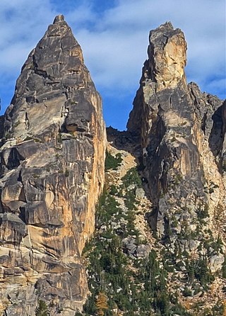 <span class="mw-page-title-main">Lexington Tower</span> Mountain in Washington (state), United States