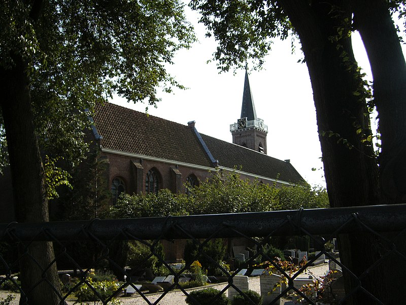 File:Dorpskerk vanaf de achterkant.JPG