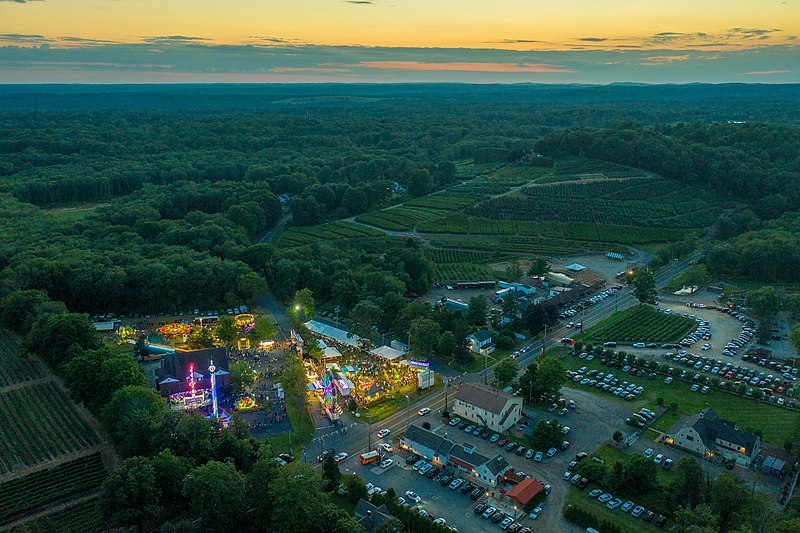 File:Easton Fireman's Carnival. August 5, 2021.jpg