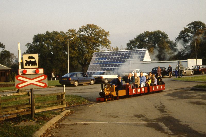 File:Echills Wood Railway, Stoneleigh Showground, Warwicks Oct 1992 (1) (10253432794).jpg