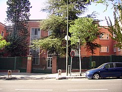 Diplomatická škola (Paseo de Juan XXIII, Moncloa, Madrid) - panoramio.jpg