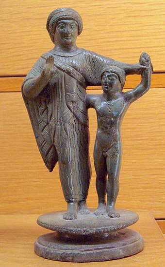 Etruscan mother and child, 500–450 BC