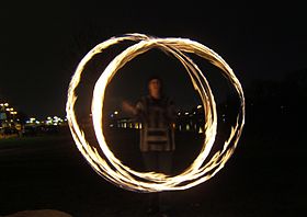 Fire poi Feuerpois02.JPG