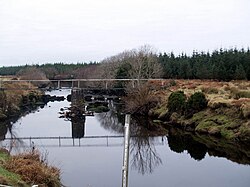 Owenea nehri üzerindeki yaya köprüsü, Glenconwell Ardara - geograph.org.uk - 1105193.jpg