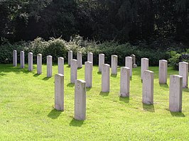 Oorlogsgraven in Manby