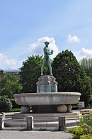 Frankfurt, Merkur-Brunnen.JPG