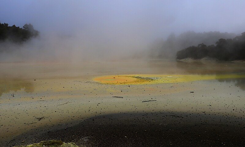 File:Geysers.jpg