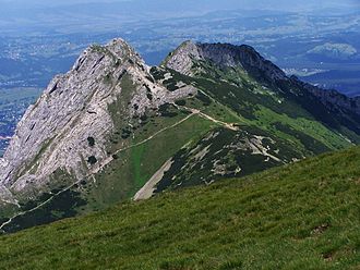 The peaks of the Giewont and in front of that the Szczerba pass