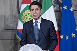 Giuseppe Conte nel corso delle dichiarazioni in occasione del conferimento dell'incarico - 23 maggio 2018.jpg
