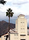 Grand Central Air Terminal Glendale Grand Central Air Terminal 2005.jpg