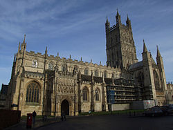 Gloucester cathedral exterior 001.JPG
