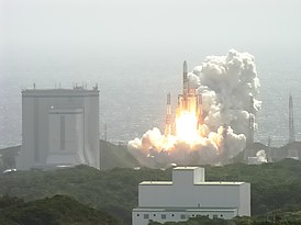 Запуск ракеты-носителя H-IIA, c аппаратом «Кагуя», со стартового комплекса Ёсинобу, Космический Центр Танэгасима.