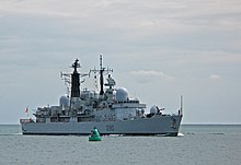 Southampton entering Portsmouth harbour. HMS Southampton D90 BB.jpg