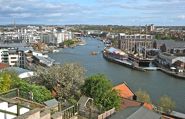 Image: Harbour View, Bristol   geograph.org.uk   5352614