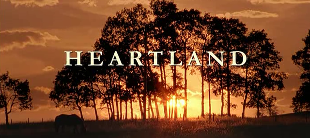 Heartland: Images of Scottish Borders: 9780954197919: Moffat, Alistair,  Hanson, Liz: Books - Amazon.com