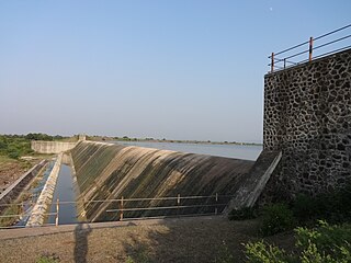 <span class="mw-page-title-main">Hivra Dam</span> Dam in Maharashtra, India