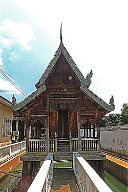 House of Buddhist Scripture (Wat Pa Hiang).jpg