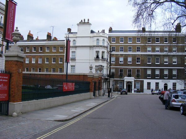 Manchester Square, part of the Portman Estate