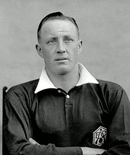 Jack Lambert (footballer, born 1902) English football player (1902-1940)