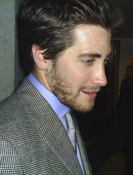 Tập_tin:Jake_Gyllenhaal_at_Proof_opening.jpg