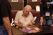 Jim Marshall signiert am 21. Januar 2007 in Anaheim, Kalifornien, Autogramme