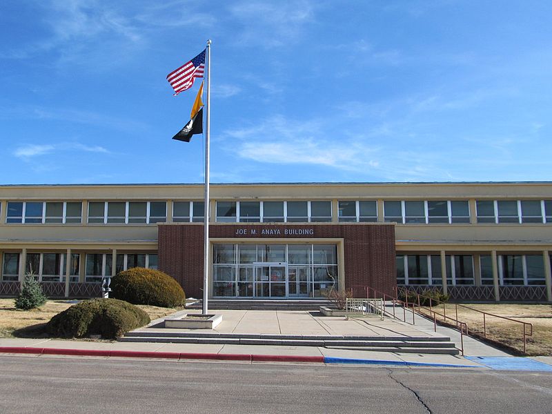 File:Joe M Anaya Building, Santa Fe NM.jpg