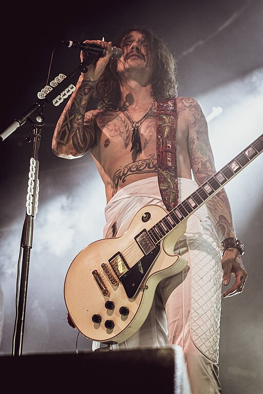 Justin Hawkins Dublin Academy 27 11 19