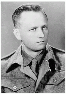 Karel Niemczyk 1914 2004 Before 1945.gif