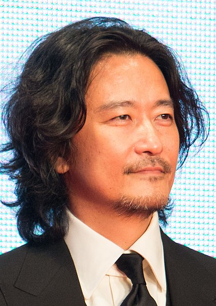 File:Kiriya Kazuaki, 2015 (cropped).jpg