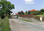 Čeština: Hlavní silnice v Krhanicích English: Main street in Krhanice, Czech Republic