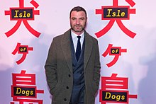 Schreiber at the March 2018 premiere of Isle of Dogs