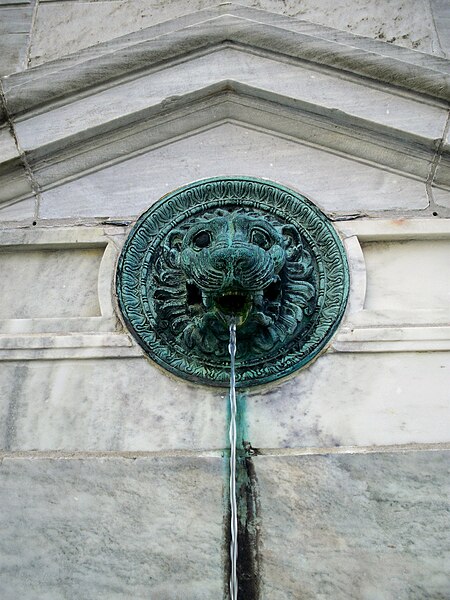 File:Lion Fountain Harvard Medical School Quadrangle.jpg