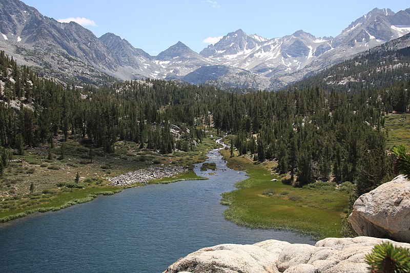 File:Little Lakes Valley from above Mack Lake.jpg