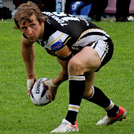 Logan Tomkins English rugby league player