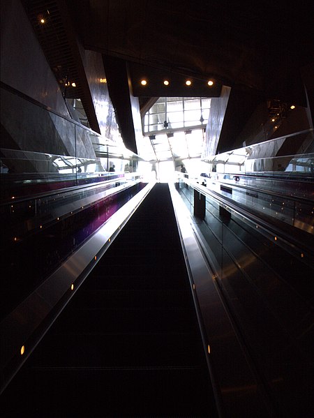 File:Long Escalator, Langham Place - panoramio.jpg