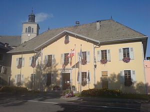 Mairie de Taninges.JPG