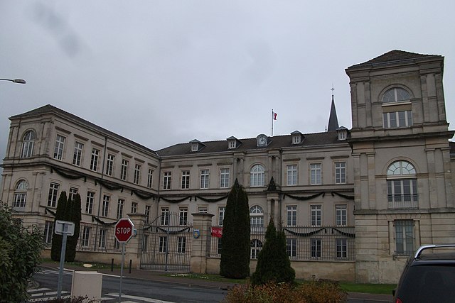 Fichier:Mairie st-Memmie.jpg — Wikipédia