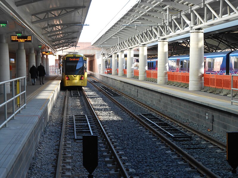 File:Manchester Airport Metrolink station (1).jpg