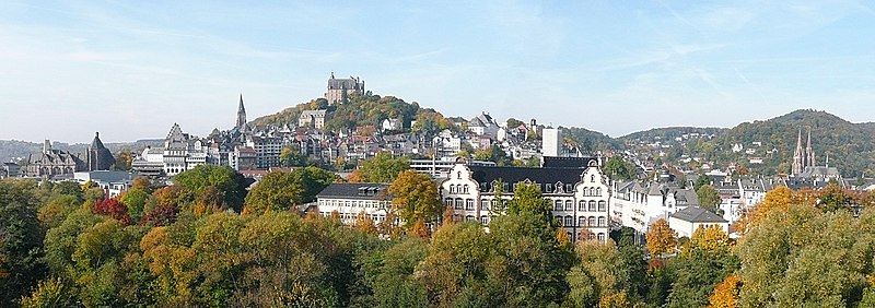 File:Marburg Oberstadt von O.jpg