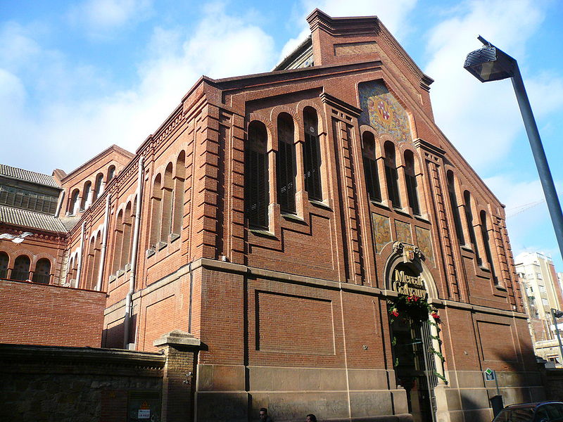 File:Mercat de Galvany des del carrer de Madrazo.jpg