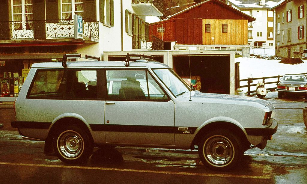 Die Carrozzeria Fissore  1024px-Monteverdi_Safari_in_Lenzerheide_1978