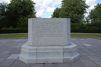 Memorial at Courcelette Monument courcelette.JPG