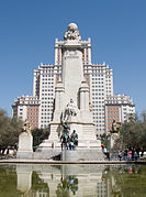 Cervantesův památník na Plaza de España