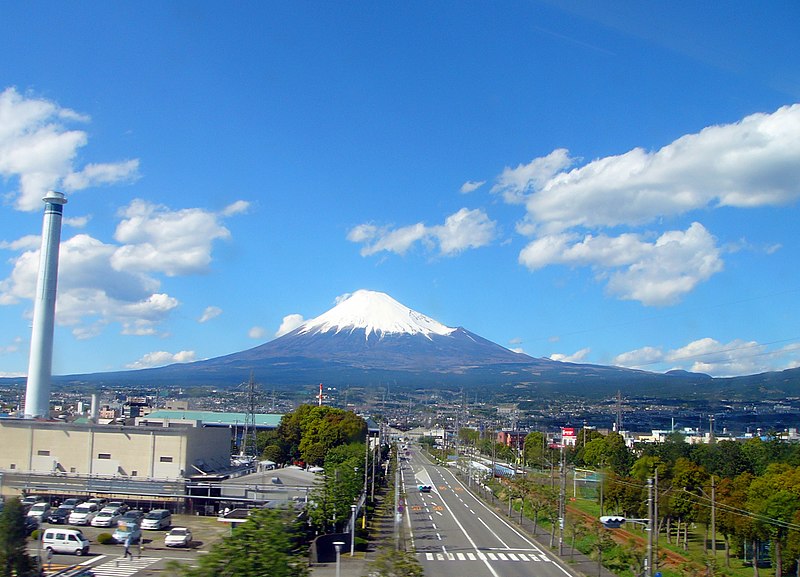 File:Mount Fuji Shinkansen.jpg