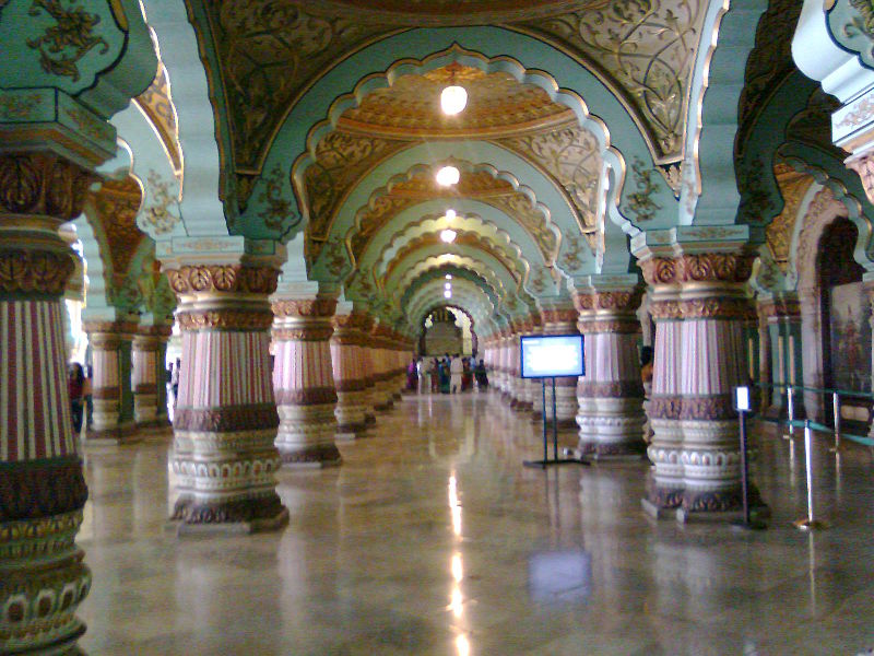 Mysore palace gallery.jpg