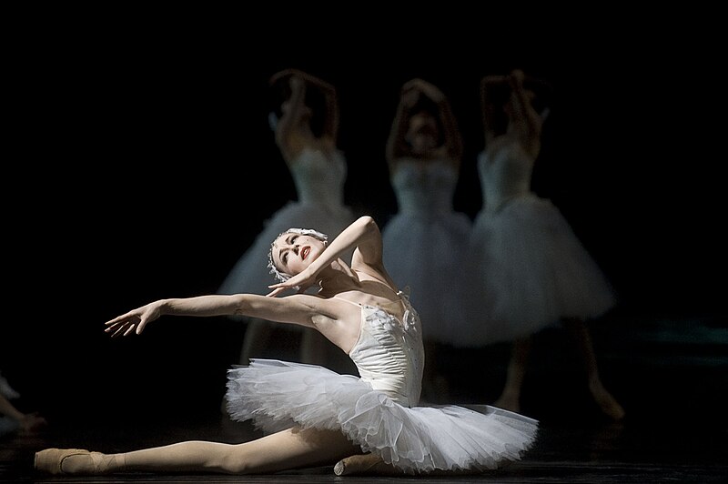 File:Nadja Sellrup in Swan Lake.jpg