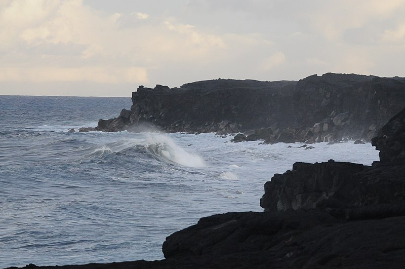 File:New Kaimū Beach - panoramio.jpg