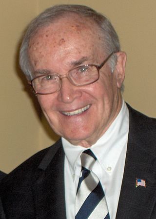 <span class="mw-page-title-main">Newton N. Minow</span> United States attorney and former chairman of the Federal Communications Commission