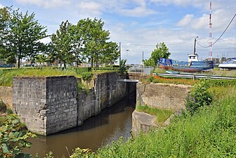 Het Kattesas op de Oude Veurnevaart