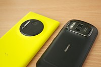 The 808 PureView compared to its successor, Lumia 1020 Nokia Lumia 1020 vs. Nokia 808 PureView.jpg